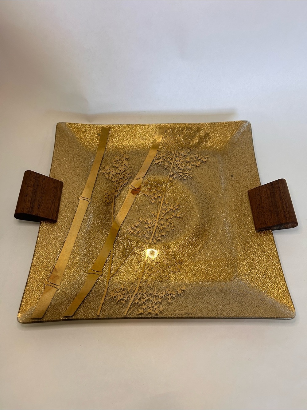 ERNEST SOHN COLLECTION MCM BAMBOO DESIGN GOLD & GLASS PLATE WOOD HANDLE TRAY VTG